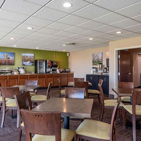 Sleep Inn & Suites Oakley I-70 Екстериор снимка