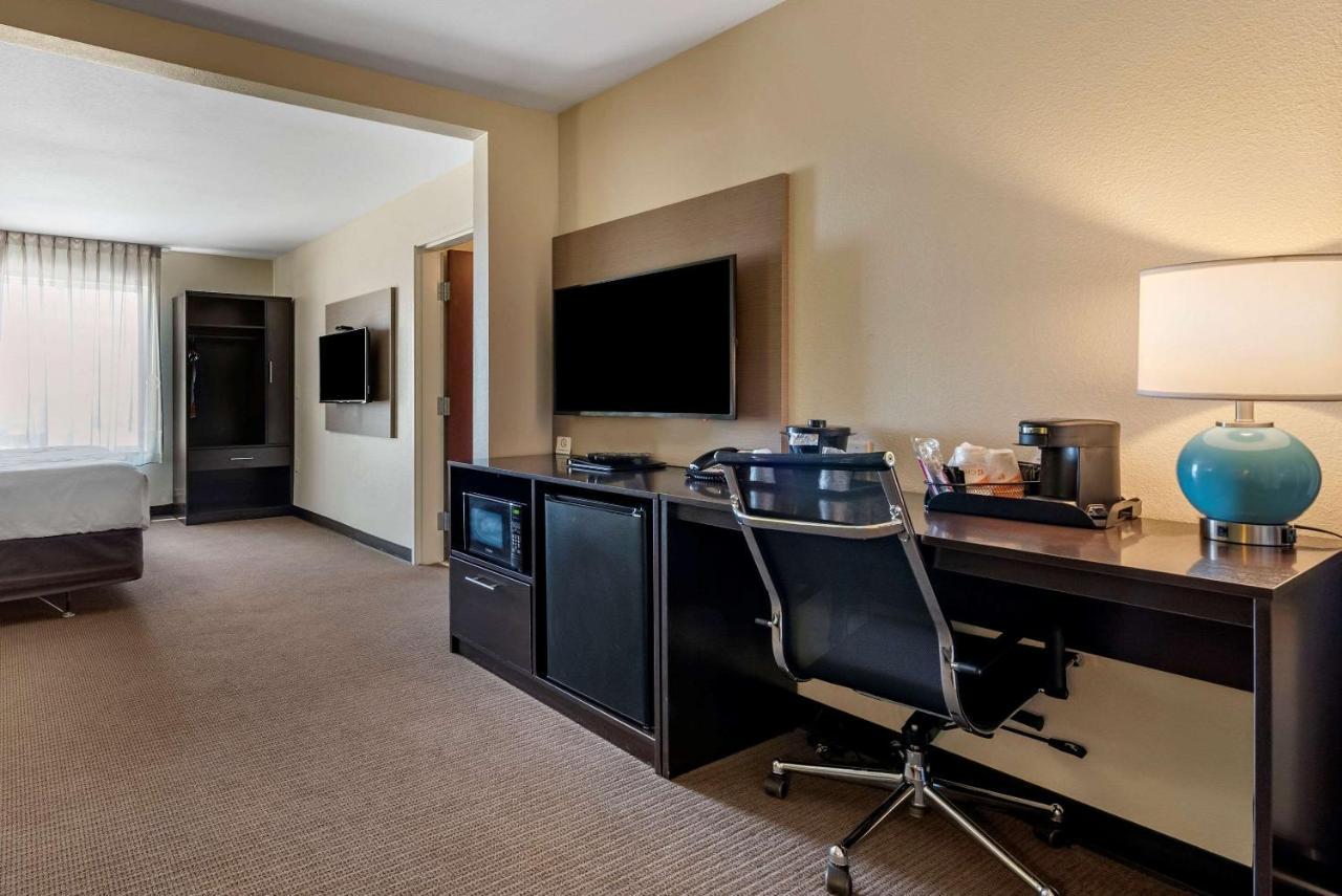 Sleep Inn & Suites Oakley I-70 Екстериор снимка